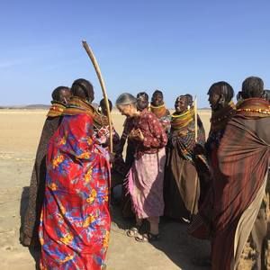 Meet your Posher, Joanie